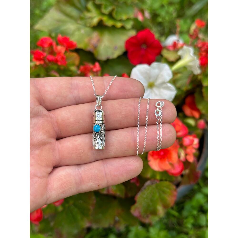 Sterling Silver Keepsake Necklace with Open and Close Lid
